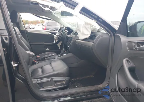 2017 Volkswagen Jetta 1.4T Se из США, поврежденный, VIN 3VWDB7AJ6HM348726